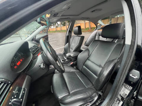 2004 BMW 3 Series 330xi