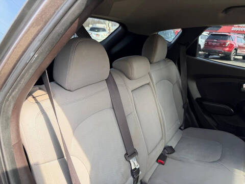 2011 Hyundai Tucson GL