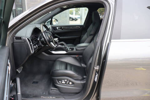 2020 Porsche Cayenne Turbo