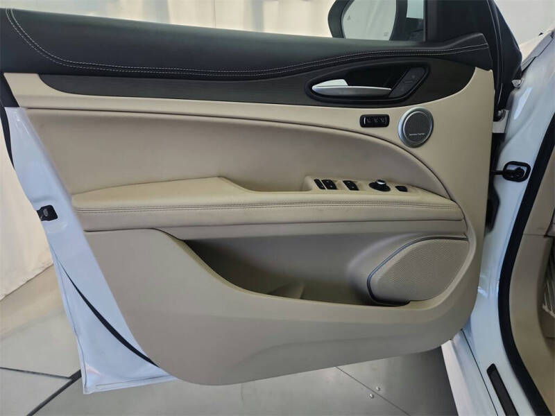 2020 Alfa Romeo Stelvio Ti