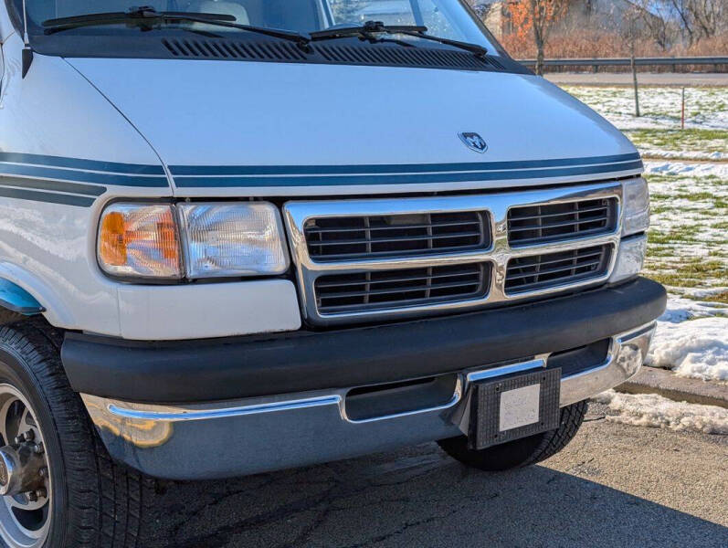 1996 Dodge Ram Van 3500