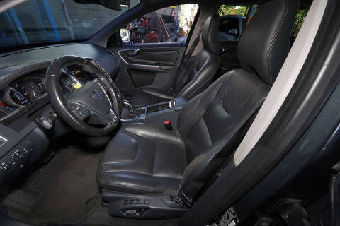 2016 Volvo XC60 T5 Drive-E Premier