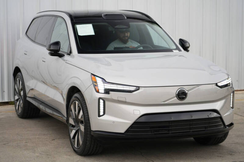 2025 Volvo EX90 Twin Plus 7P