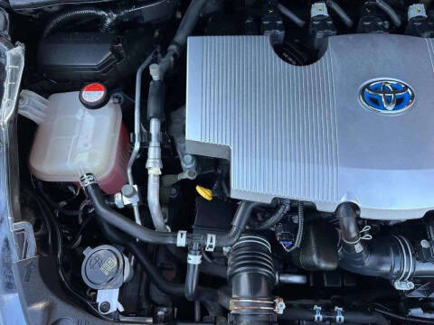 2016 Toyota Prius Three