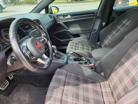 2017 Volkswagen Golf GTI S
