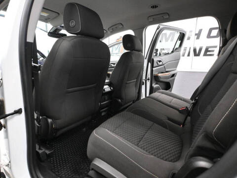 2017 GMC Acadia SLE-2