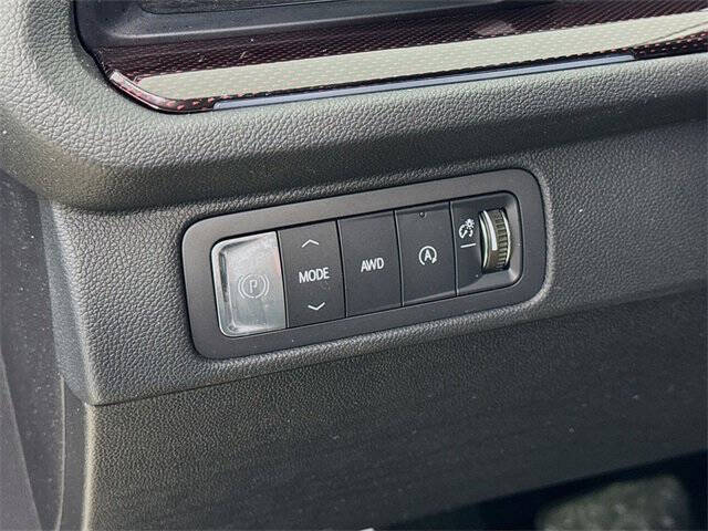 2025 Chevrolet Traverse RS