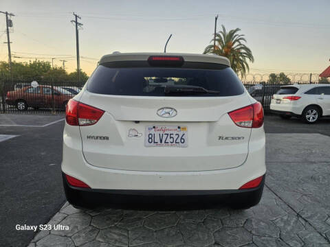 2011 Hyundai Tucson GLS
