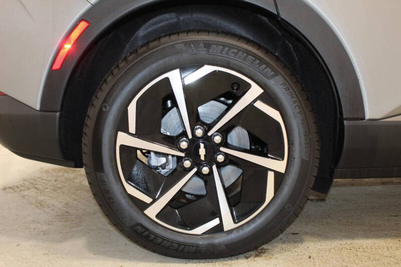 2026 Chevrolet Equinox EV LT 1