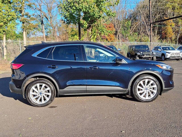 2021 Ford Escape Titanium