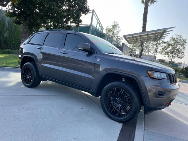 2017 Jeep Grand Cherokee for sale at Got Cars in Downey, CA