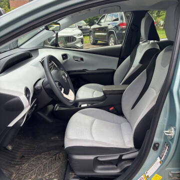 2018 Toyota Prius Two