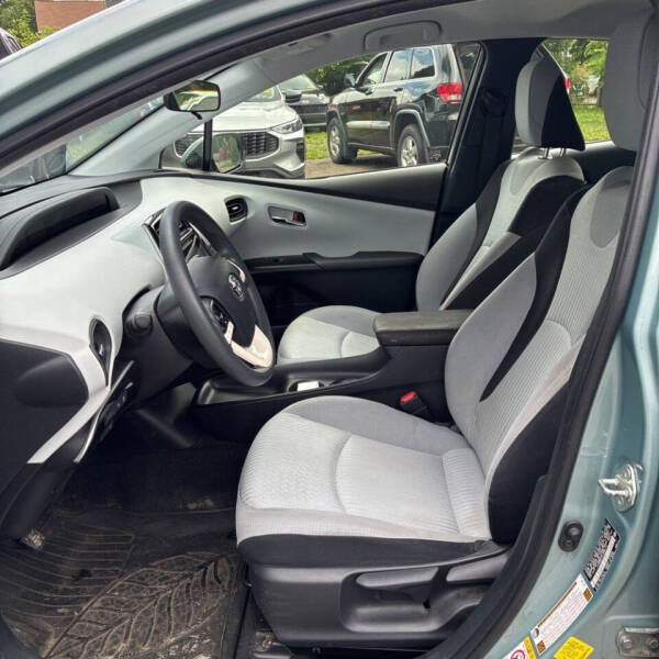2018 Toyota Prius Two