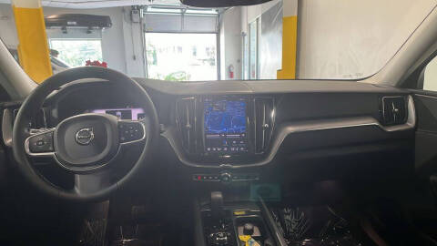 2023 Volvo XC60 B5 Core
