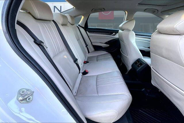 2019 Honda Accord Hybrid Touring