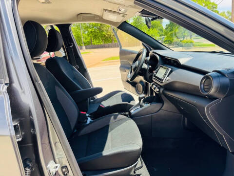 2020 Nissan Kicks S