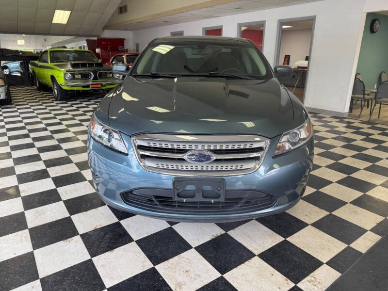 2010 Ford Taurus SEL