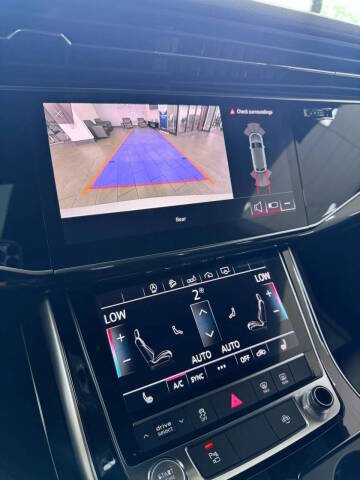 2019 Audi Q8 quattro Premium 55 TFSI