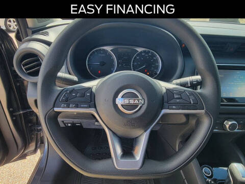 2022 Nissan Kicks S
