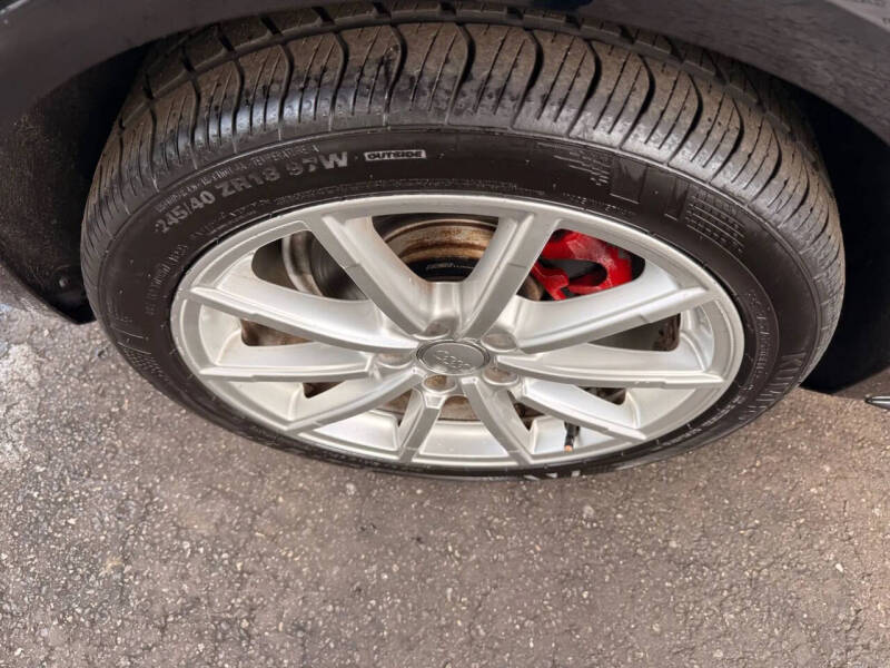 2016 Audi A4 2.0T quattro Premium