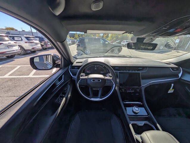 2025 Jeep Grand Cherokee Altitude X