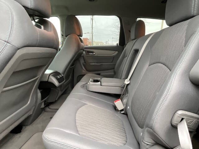 2017 Chevrolet Traverse LS