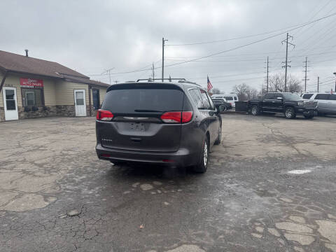 2020 Chrysler Voyager LXi