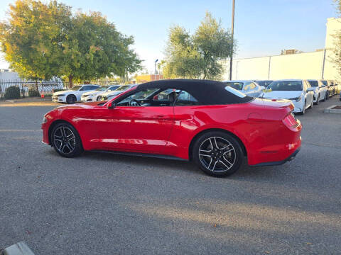 2023 Ford Mustang EcoBoost Premium