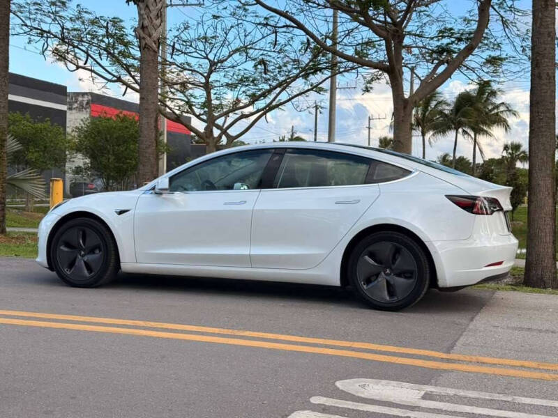 2019 Tesla Model 3 Standard Range