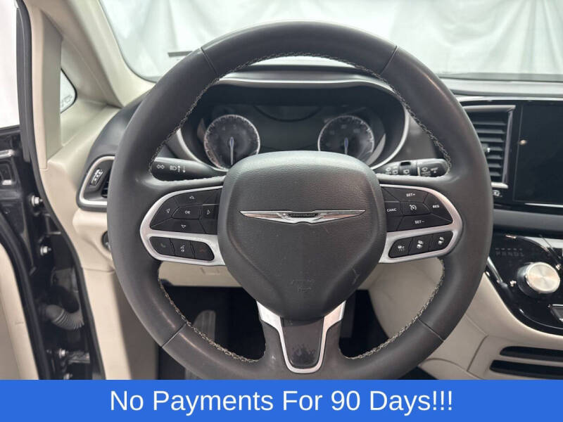 2023 Chrysler Pacifica Touring L