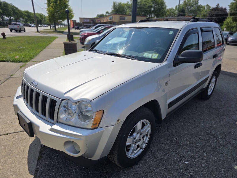 2005 Jeep Grand Cherokee Laredo