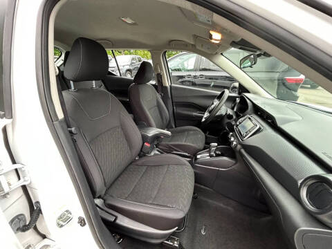 2021 Nissan Kicks S