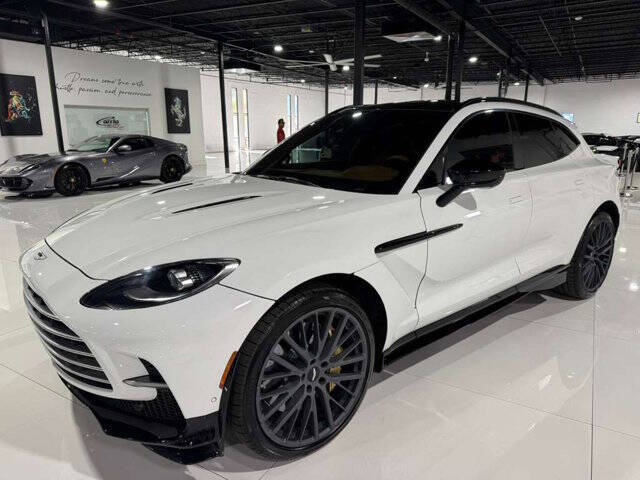 2023 Aston Martin DBX 707