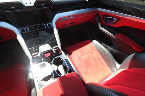 2019 Lamborghini Urus