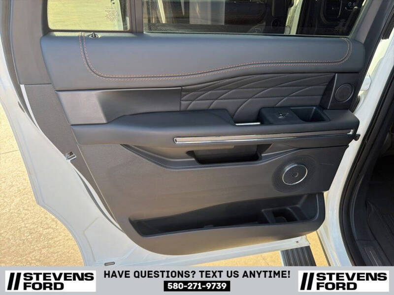 2023 Ford Expedition MAX Platinum