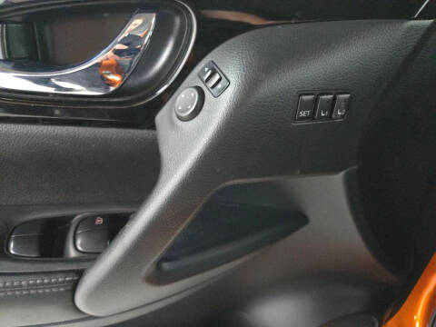 2022 Nissan Rogue Sport SV