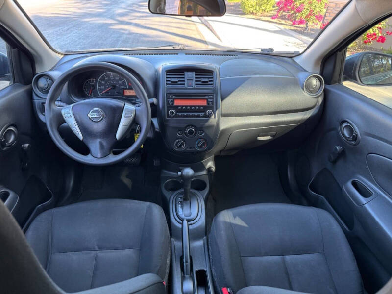 2017 Nissan Versa 1.6 S Plus