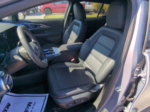 2026 Chevrolet Equinox EV LT 2