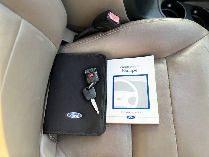 2001 Ford Escape XLT