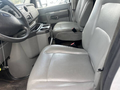 2012 Ford E-Series E-250