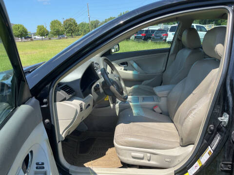 2010 Toyota Camry LE
