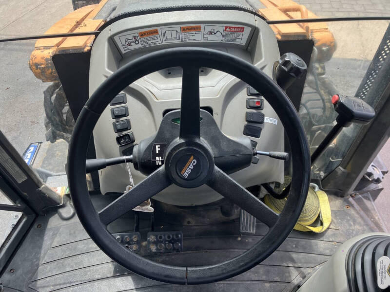 2017 Case IH  580SN
