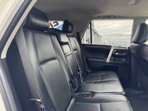 2014 Toyota 4Runner SR5