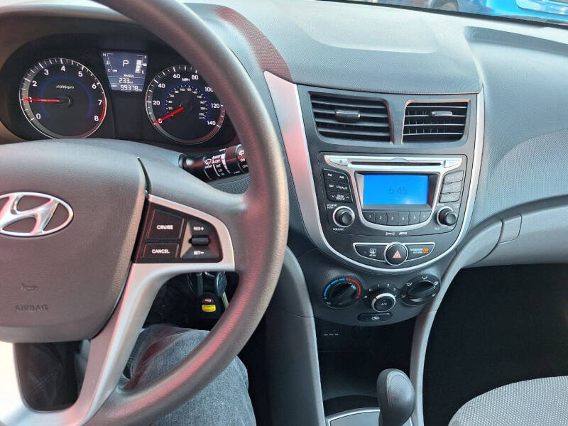 2013 Hyundai Accent GS