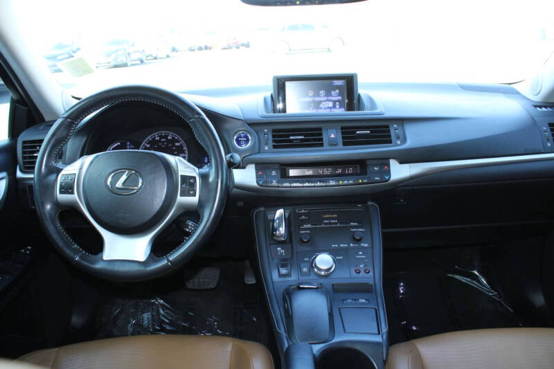 2013 Lexus CT 200h