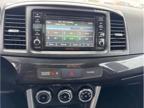 2017 Mitsubishi Lancer