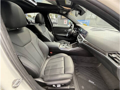 2019 BMW 3 Series 330i