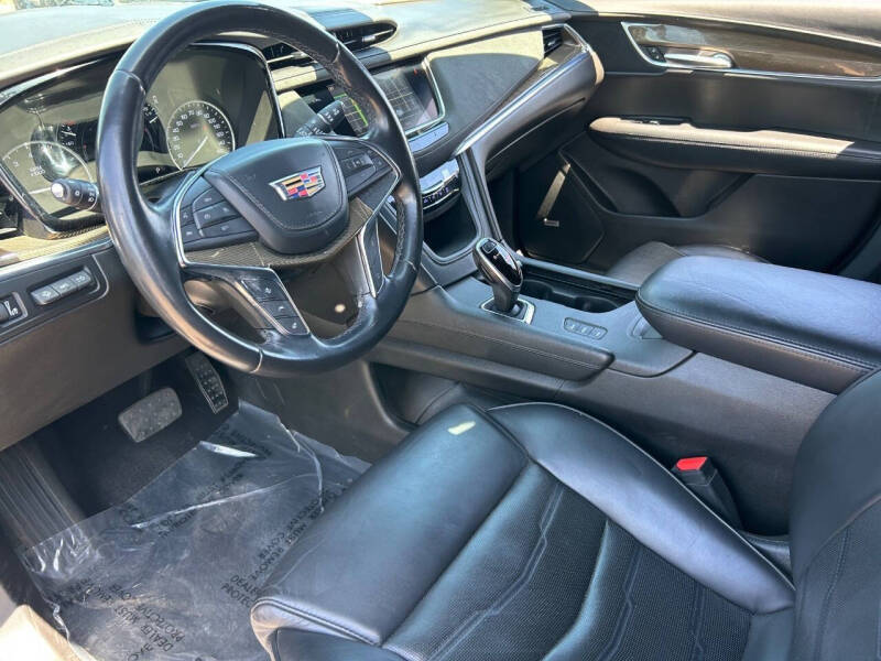 2018 Cadillac XT5 Platinum