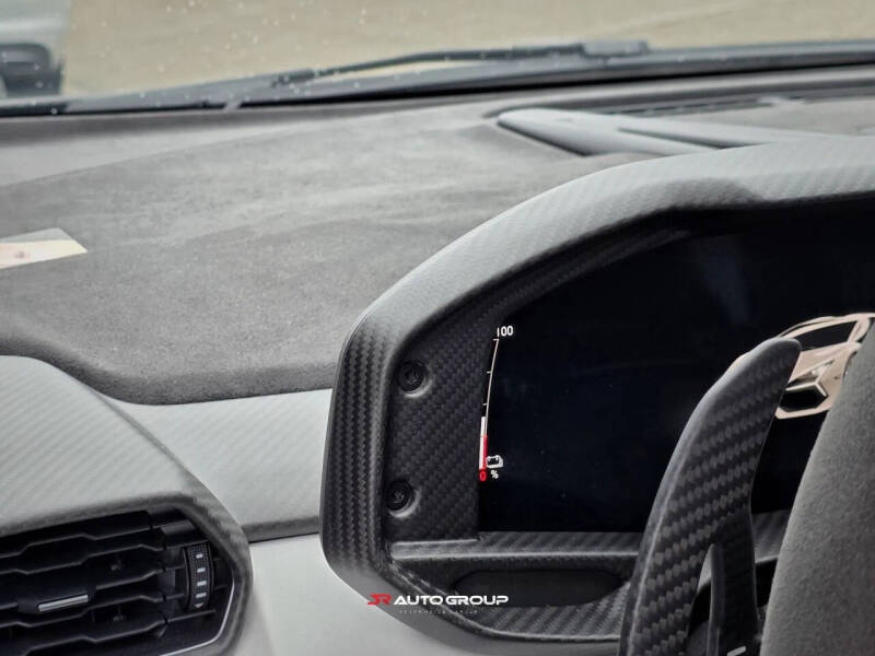 2024 Lamborghini Revuelto