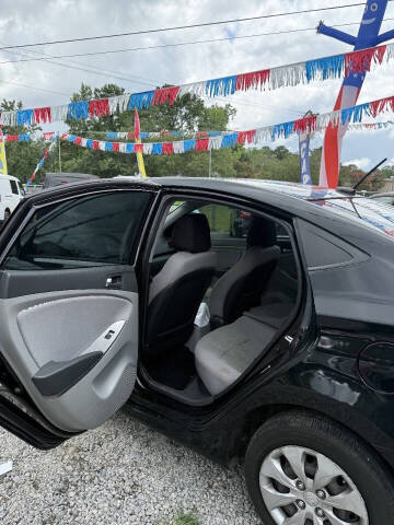 2017 Hyundai Accent SE